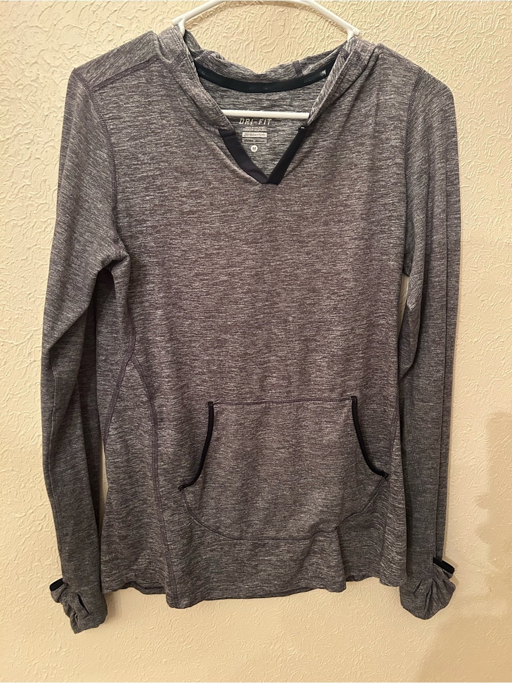 Nike Women's Heather Gray Hooded Long-Sleeve Pullover, size M